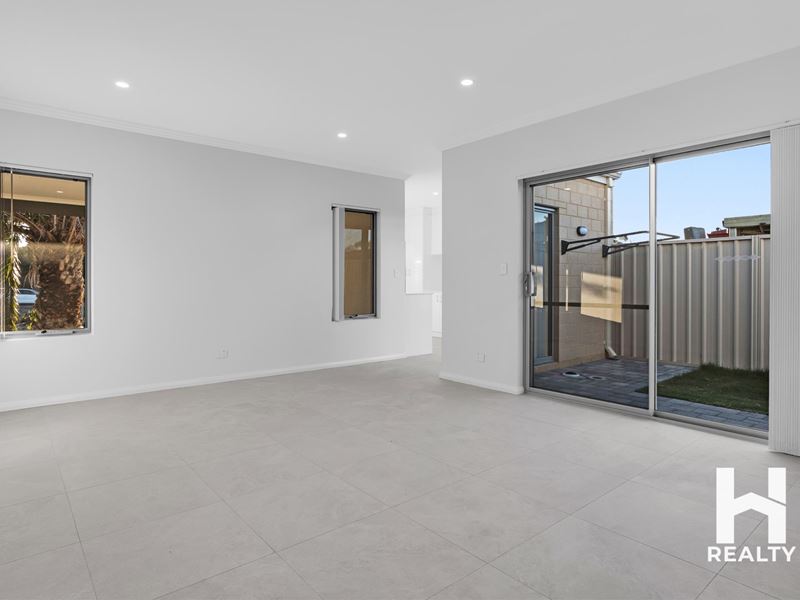 23C & D Shortland Way, Girrawheen WA 6064