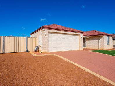 8 Lifford Street, Utakarra WA 6530
