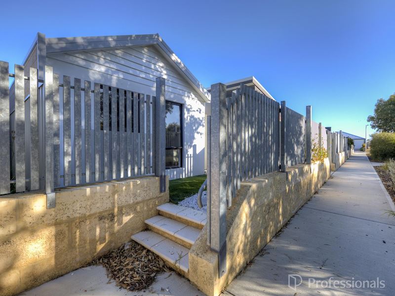 4 Wilkes Lane, Alkimos WA 6038