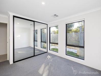 4 Wilkes Lane, Alkimos WA 6038
