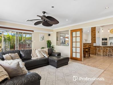 7 Sedgley Close, Landsdale WA 6065
