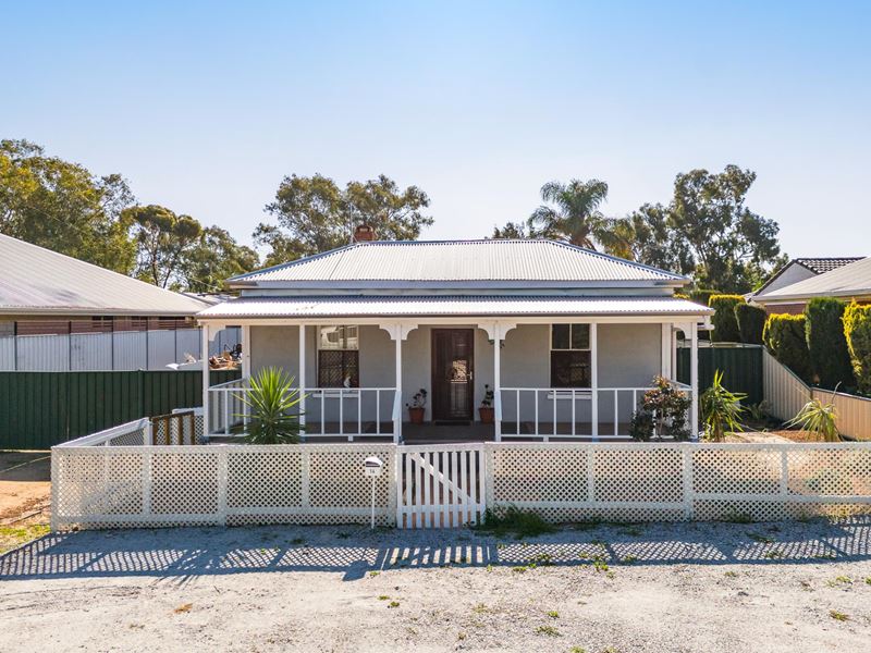 14 Esperance Street, Northam WA 6401