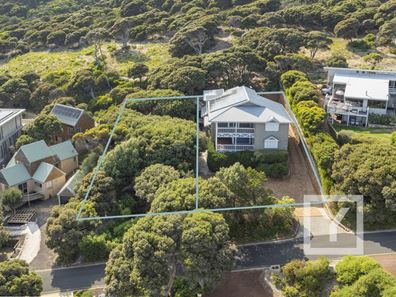 63 Wardanup Crescent, Yallingup WA 6282