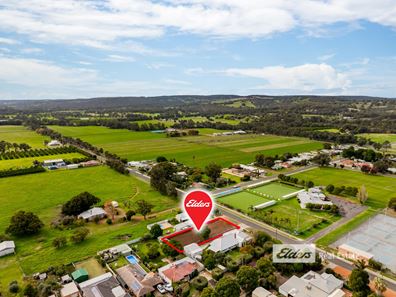 107 Young  Street, Harvey WA 6220