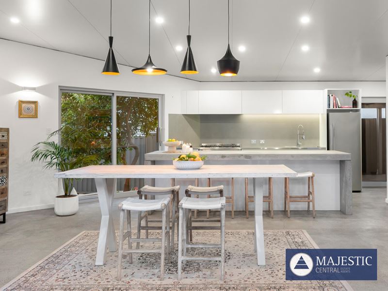 3 Simper Crescent, White Gum Valley WA 6162