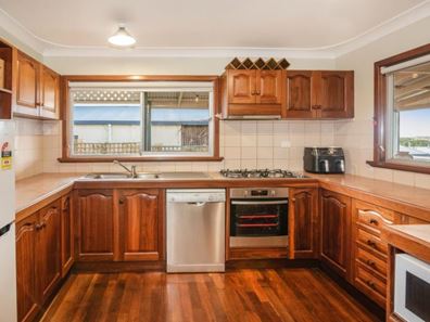 15 Thelma Street, Augusta WA 6290