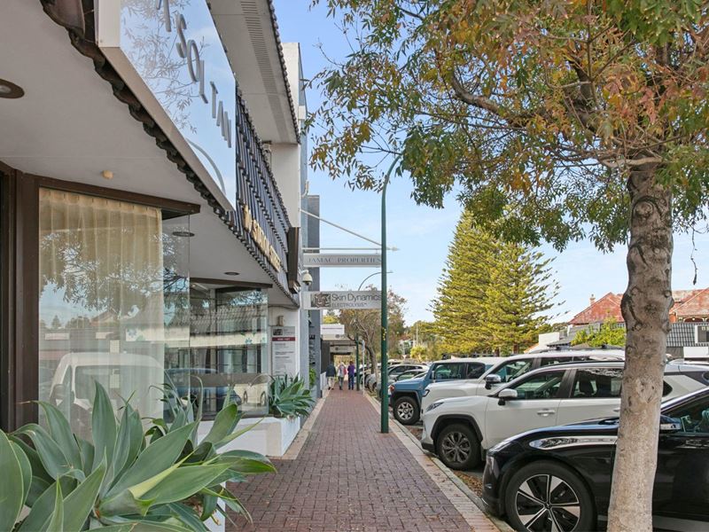2/10 Station Street, Cottesloe