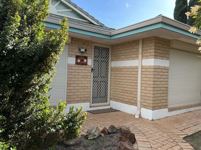 36 Casuarina Drive, Halls Head WA 6210