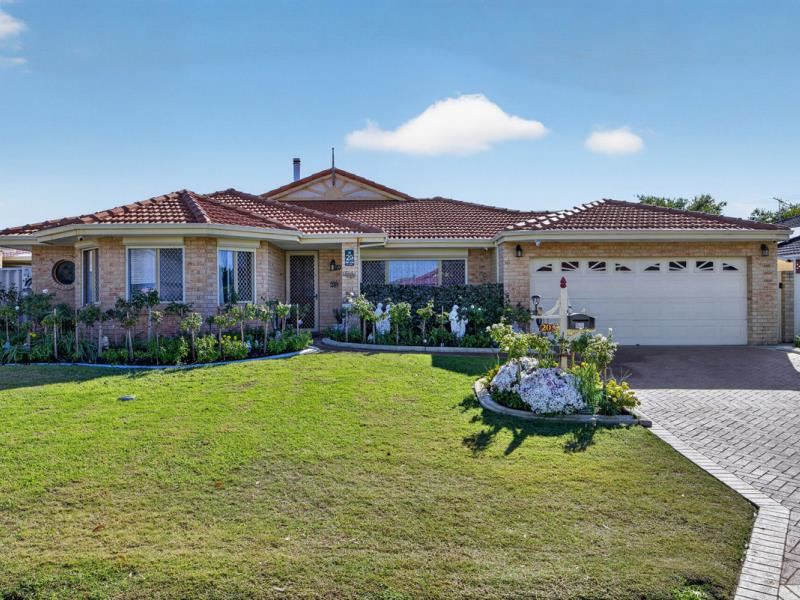 20 Montebourg Meander, Port Kennedy WA 6172