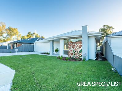 34 McMullan View, Hazelmere WA 6055