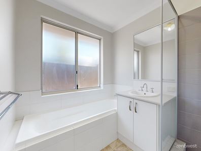 8 Butterleaf Road, Baldivis WA 6171