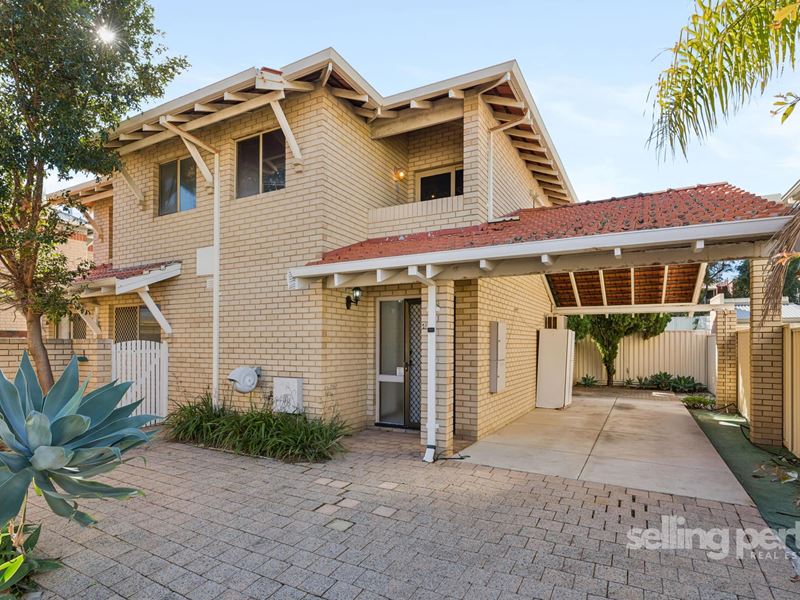 4/6 Mary Street, Como