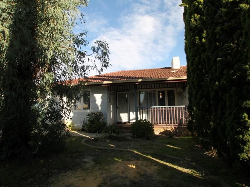13b Burdham Way, Balga WA 6061