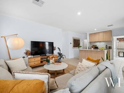 12 Lucent Place, Mandogalup WA 6167