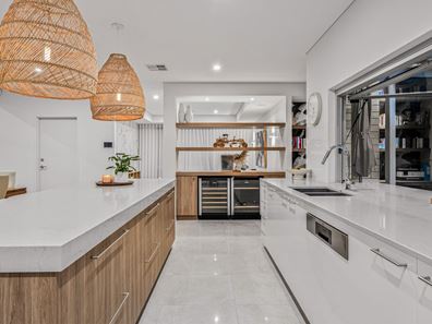 18 Ashford Street, Aveley WA 6069