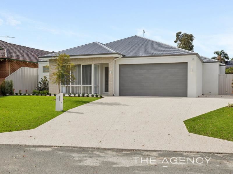 18 Lake Carine Gardens, Carine