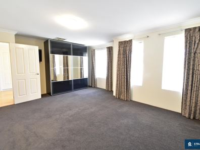 20 Leicester Crescent, Canning Vale WA 6155