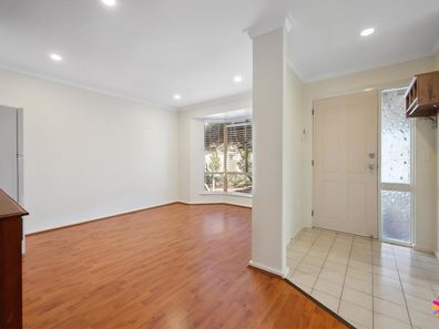8A Hanover Place, Waterford WA 6152