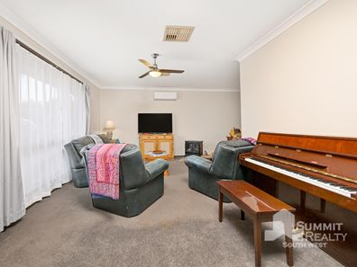 21 Murray  Drive, Withers WA 6230