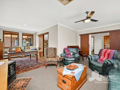 21 Murray  Drive, Withers WA 6230