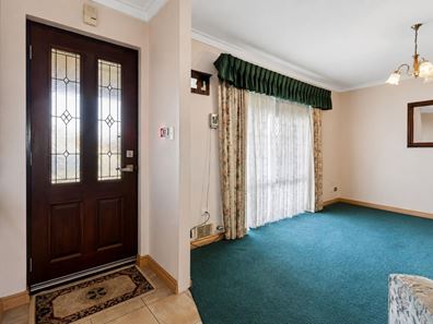 4 Palmer Crescent, High Wycombe WA 6057