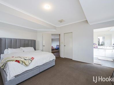 29 Lismore Ridge, Lakelands WA 6180