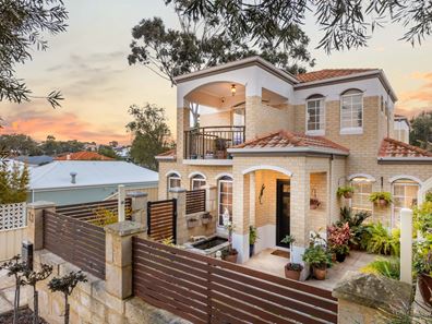 73 Parnell Avenue, Sorrento WA 6020