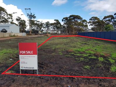 26 GARDINER Street, Moora WA 6510