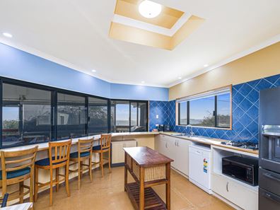 1 Hopkins Street, Lancelin WA 6044