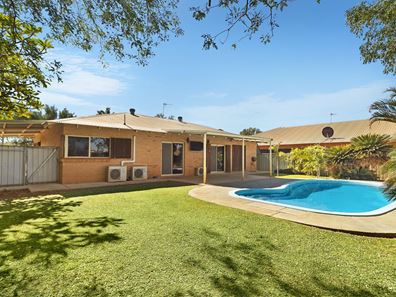 4 Knight Place, Nickol WA 6714