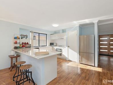427 Lambeth Circle, Wellard WA 6170