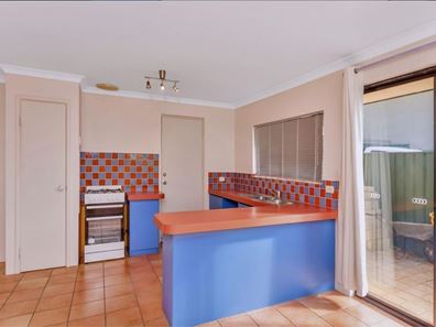 284 Hamilton Road, Spearwood WA 6163