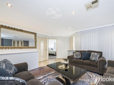 37 Copperback Circle, Huntingdale WA 6110