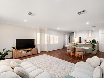 10 Filippo Street, Sinagra WA 6065