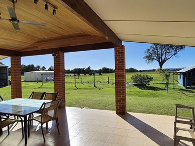 446 Gingin Brook Road, Muckenburra WA 6503