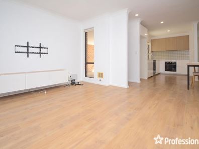 2/54 Carnarvon Street, East Victoria Park WA 6101