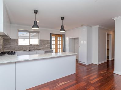 45 Faversham Street, Beckenham WA 6107