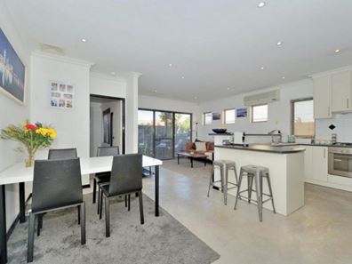 35B Ravenswood Drive, Nollamara WA 6061