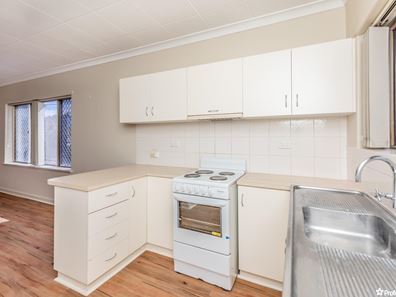 1/121 Gregory Street, Beachlands WA 6530