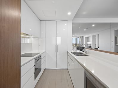 1707/8 Adelaide Terrace, East Perth WA 6004