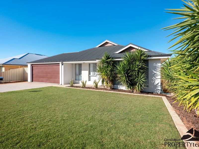 4 Romeo Pass, Wandina WA 6530