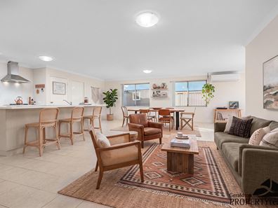 4 Romeo Pass, Wandina WA 6530