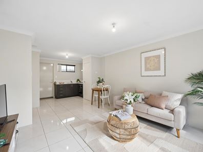2/6 Strelitzia Avenue, Forrestfield WA 6058