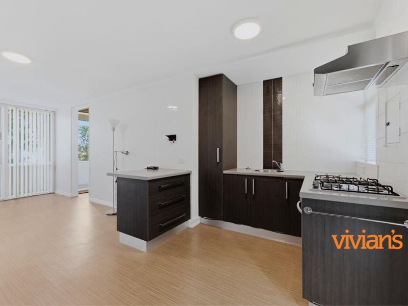 15/389 Stirling Highway, Claremont