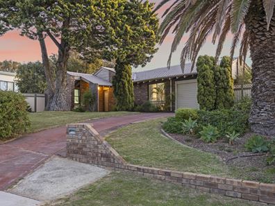 6 Gardinia Place, Mullaloo WA 6027