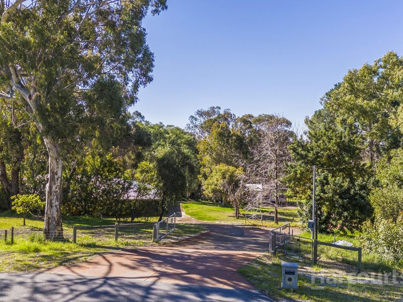 97 Lee-Steere Drive, Mariginiup WA 6078
