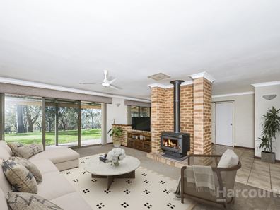 97 Lee-Steere Drive, Mariginiup WA 6078