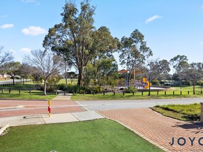 42 Figtree Drive, Canning Vale WA 6155
