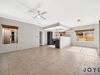 42 Figtree Drive, Canning Vale WA 6155