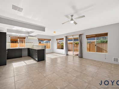 42 Figtree Drive, Canning Vale WA 6155